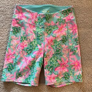 Lilly Pulitzer luxletic biker shorts NWOT size medium